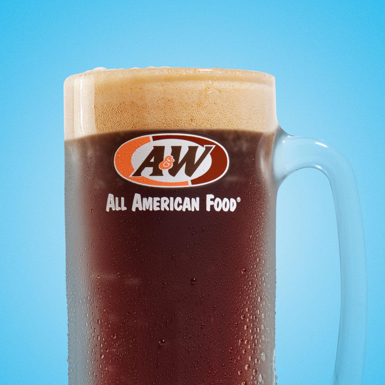 Root Beer in an A&W mug on a gradient background